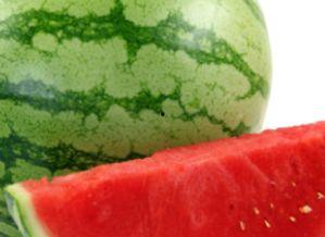 梦见折红瓜给家人们吃