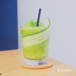 白桃吃瓜,揭秘娱乐圈的甜蜜与瓜皮